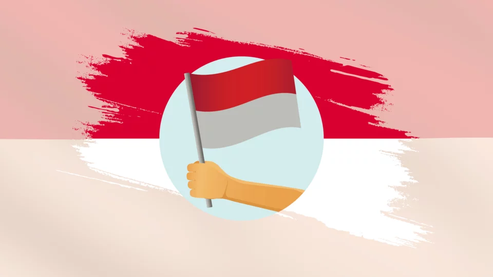 Rot-weiße Flagge von Monaco, die vor dem Fürstenpalast weht